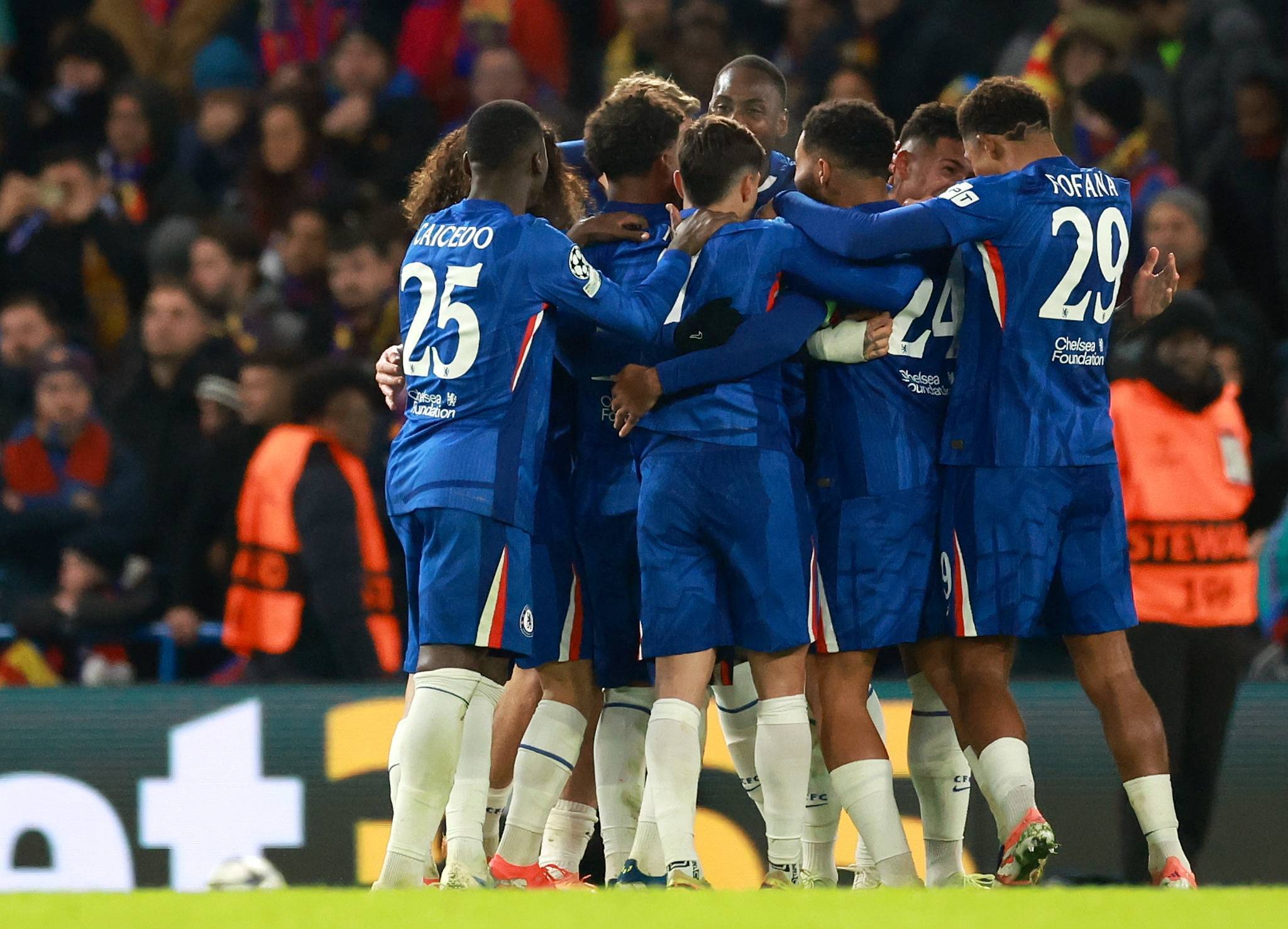 （外代二线）足球——欧冠联赛：切尔西胜巴萨